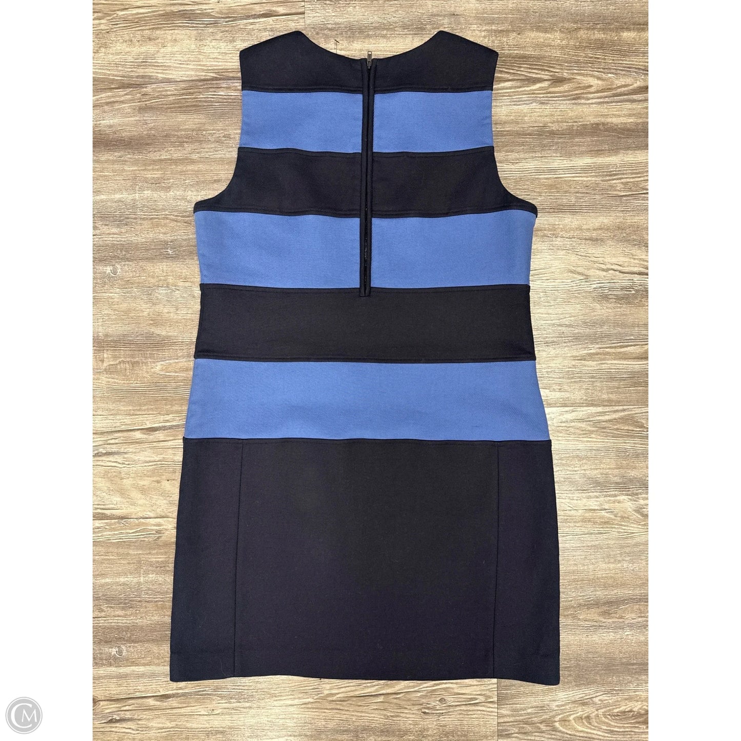 Dress Casual Short By Theory In Blue, Size: 12