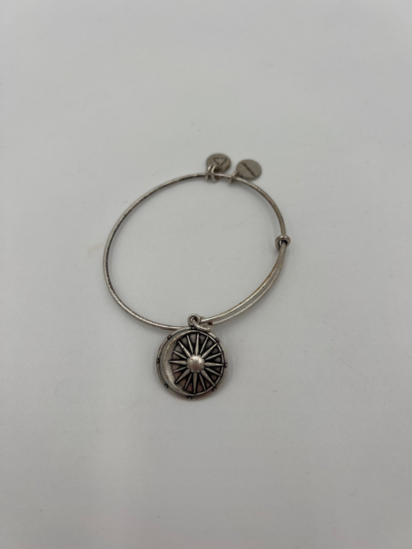 Bracelet Charm By Alex And Ani