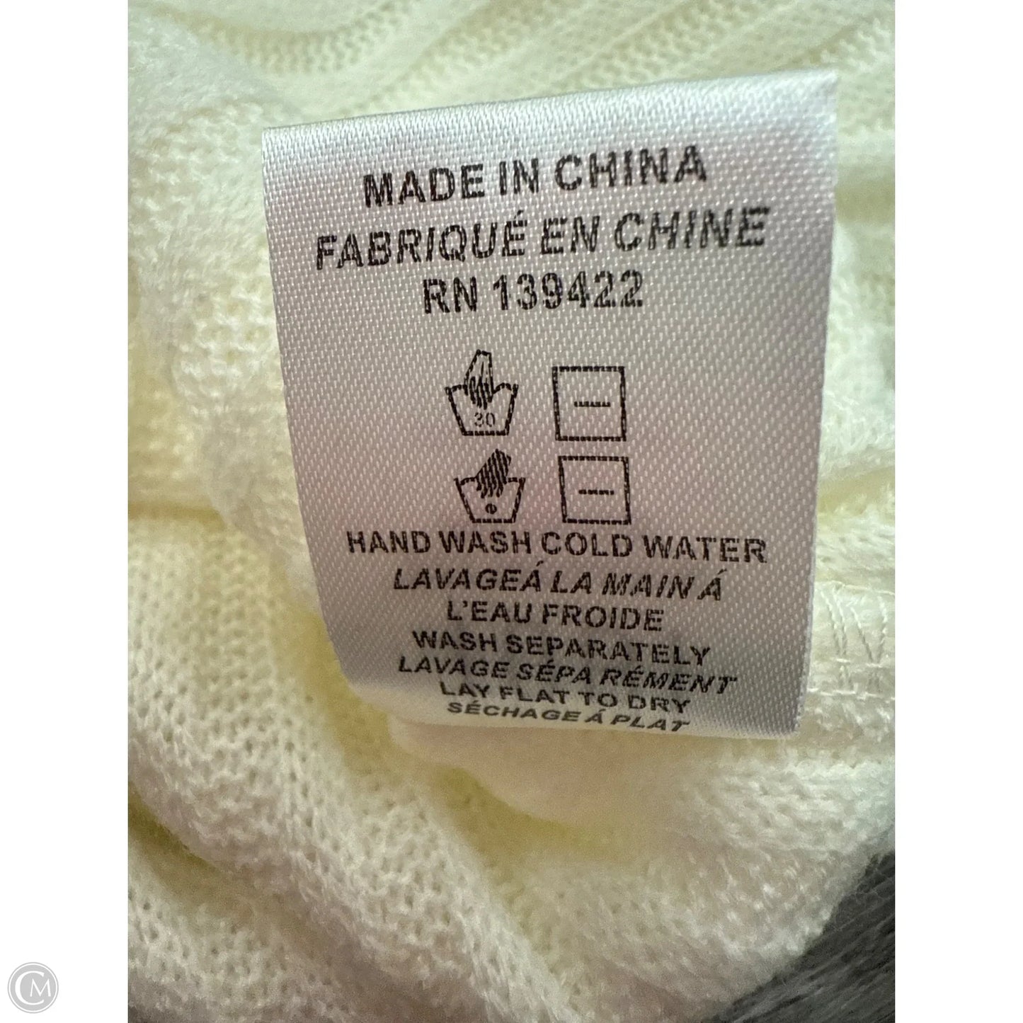 Sweater By Tobi In White, Size: S