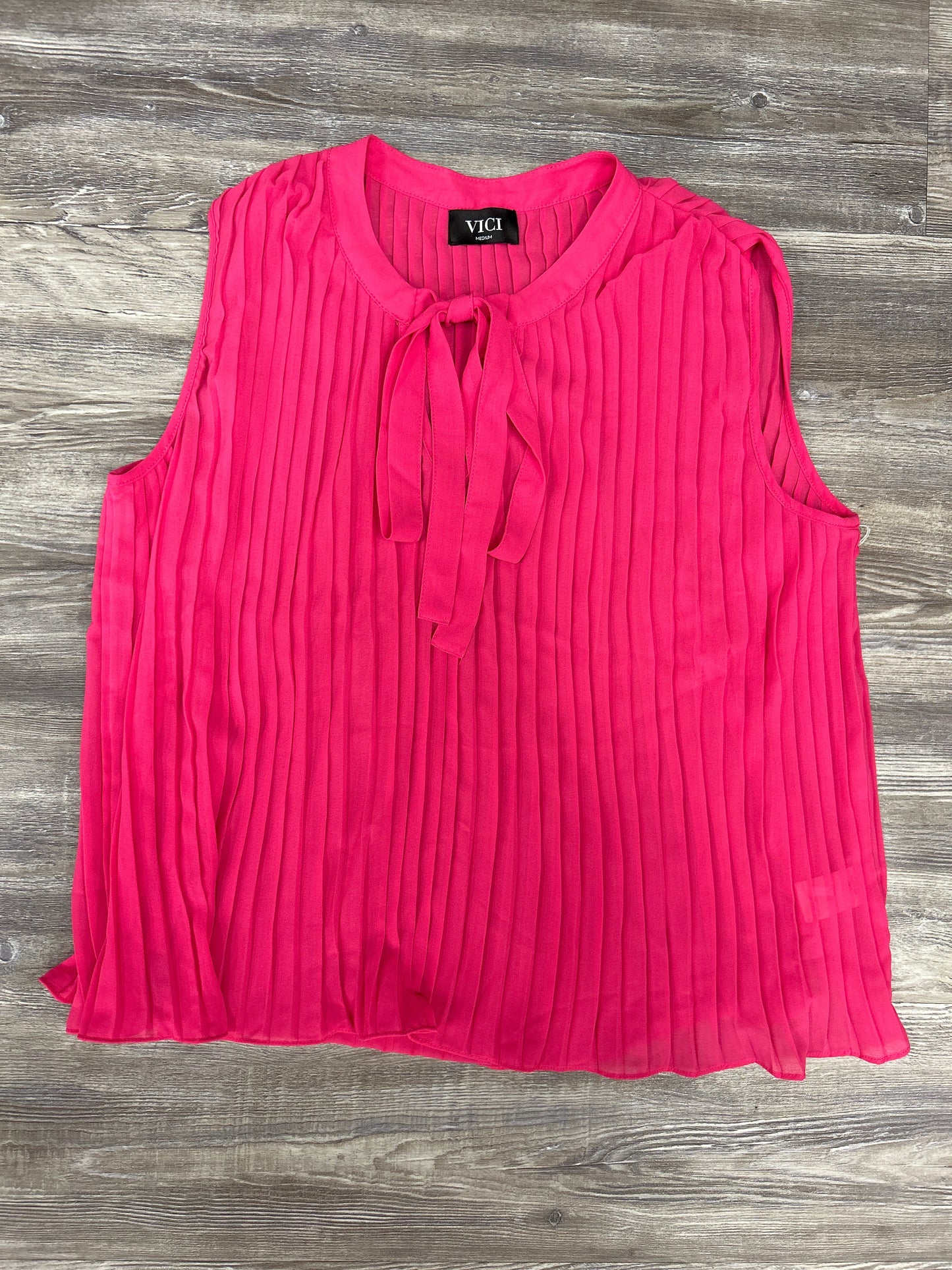 Top Sleeveless By Vici In Hot Pink, Size: M