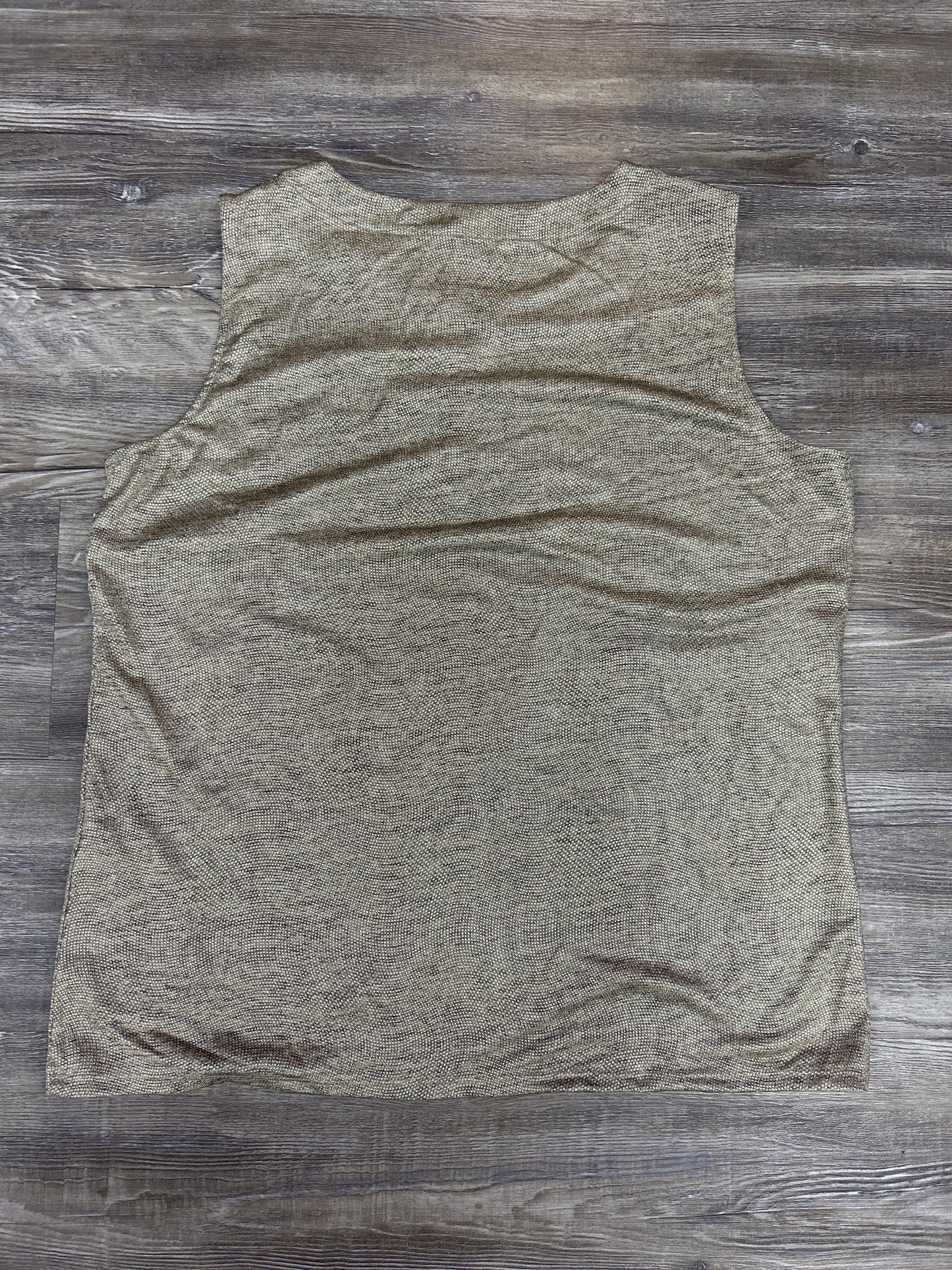 Top Sleeveless By Chicos In Gold, Size: L