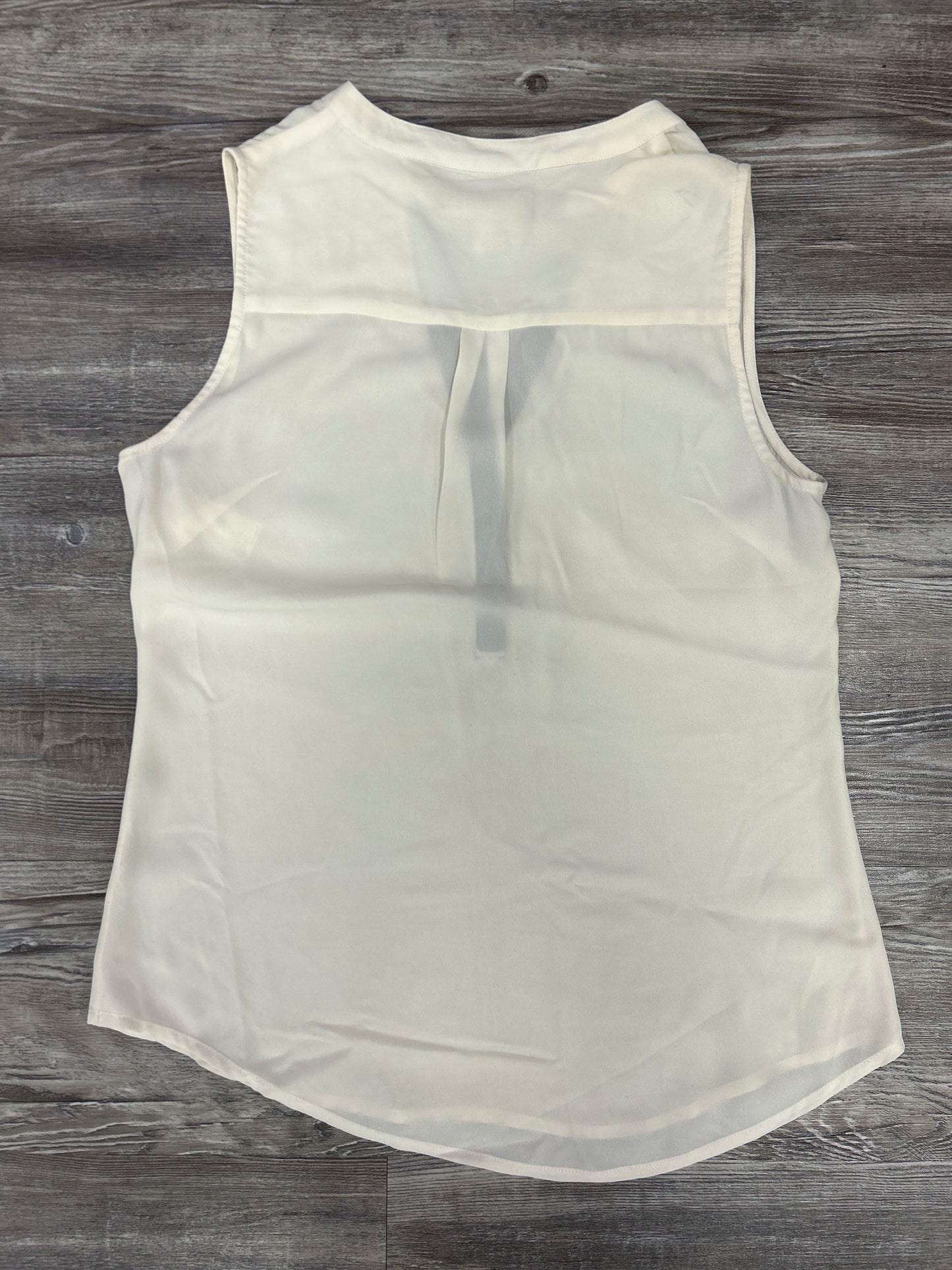 Top Sleeveless By Banana Republic In Cream, Size: Xs