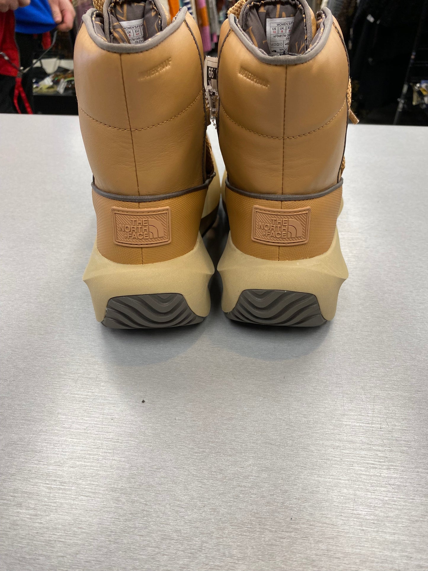 Boots Snow By The North Face In Tan, Size: 10