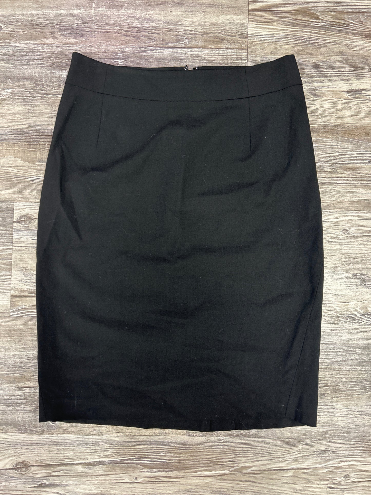 Skirt Mini & Short By Theory In Black, Size: 2