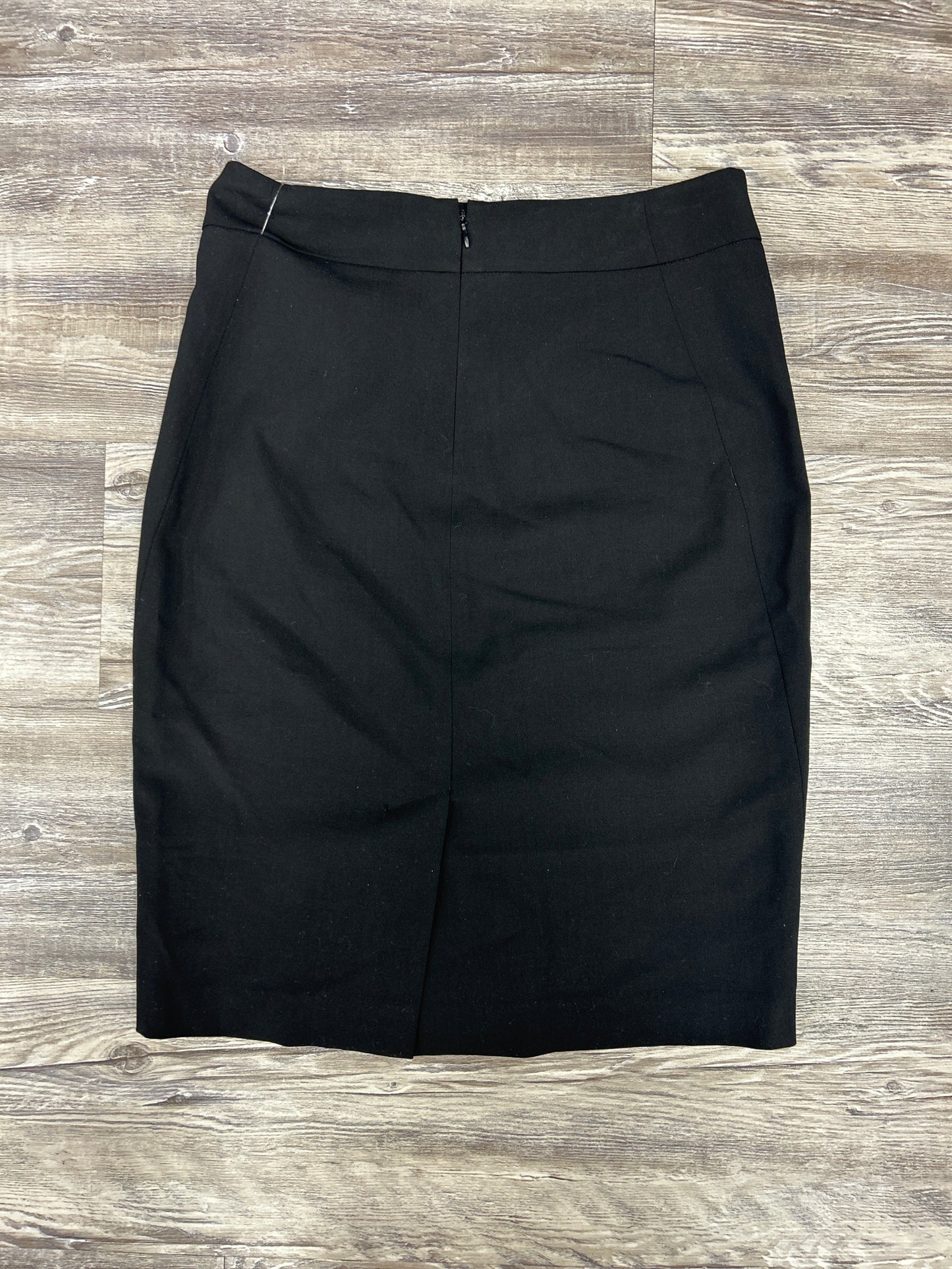 Skirt Mini & Short By Theory In Black, Size: 2