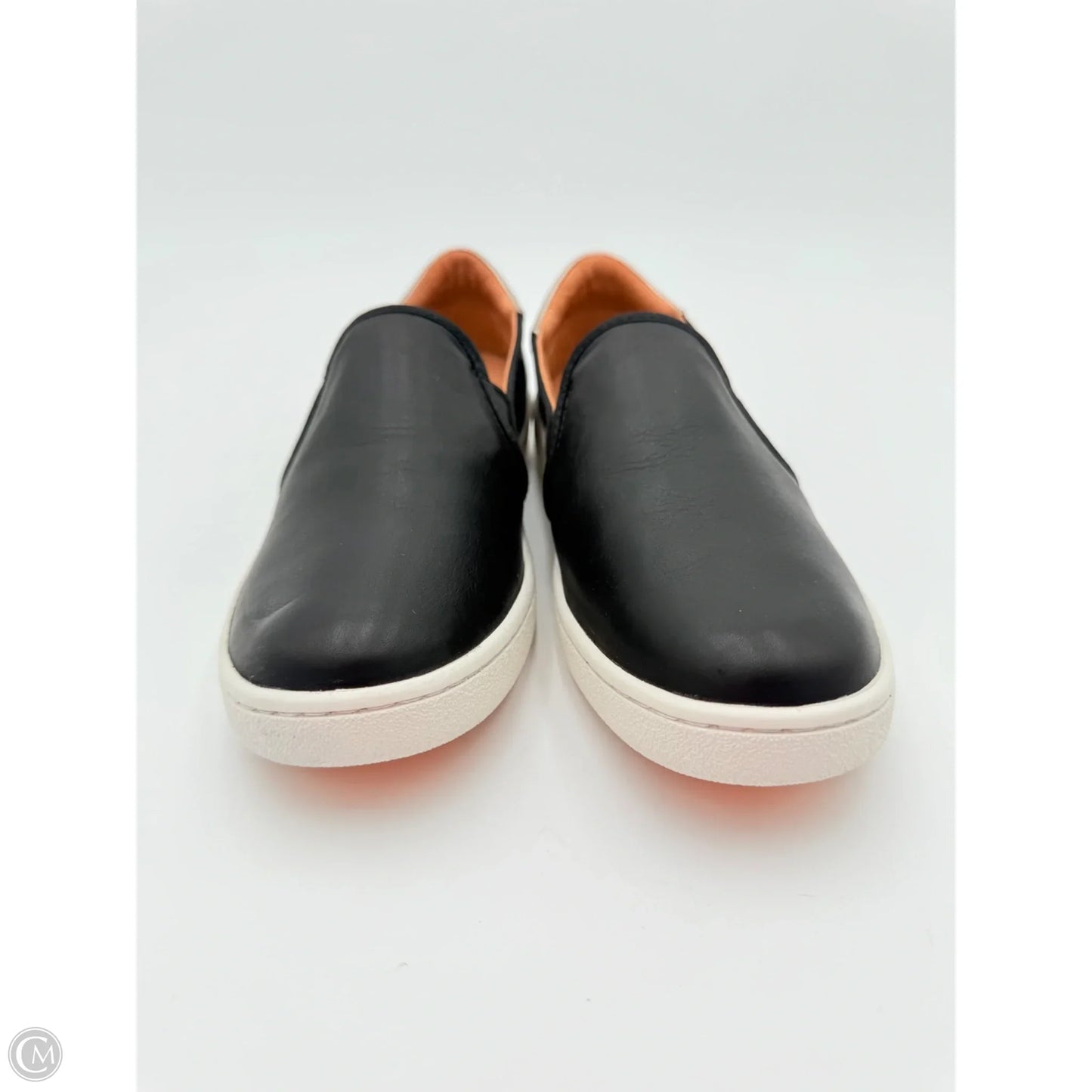 Shoes Designer By Ugg In Black & White, Size: 7.5