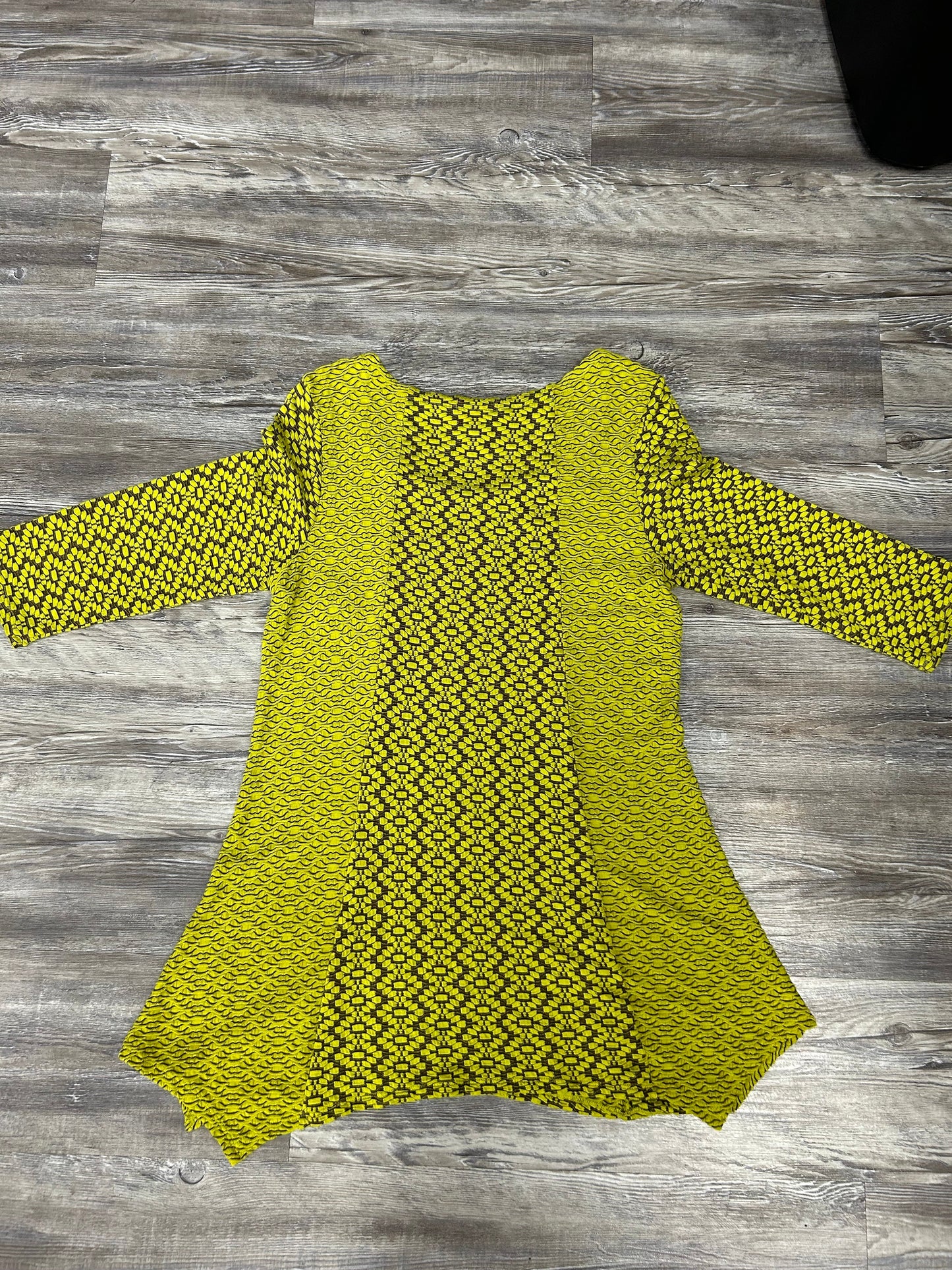 Tunic Long Sleeve By Peck And Peck In Chartreuse, Size: Petite  Medium