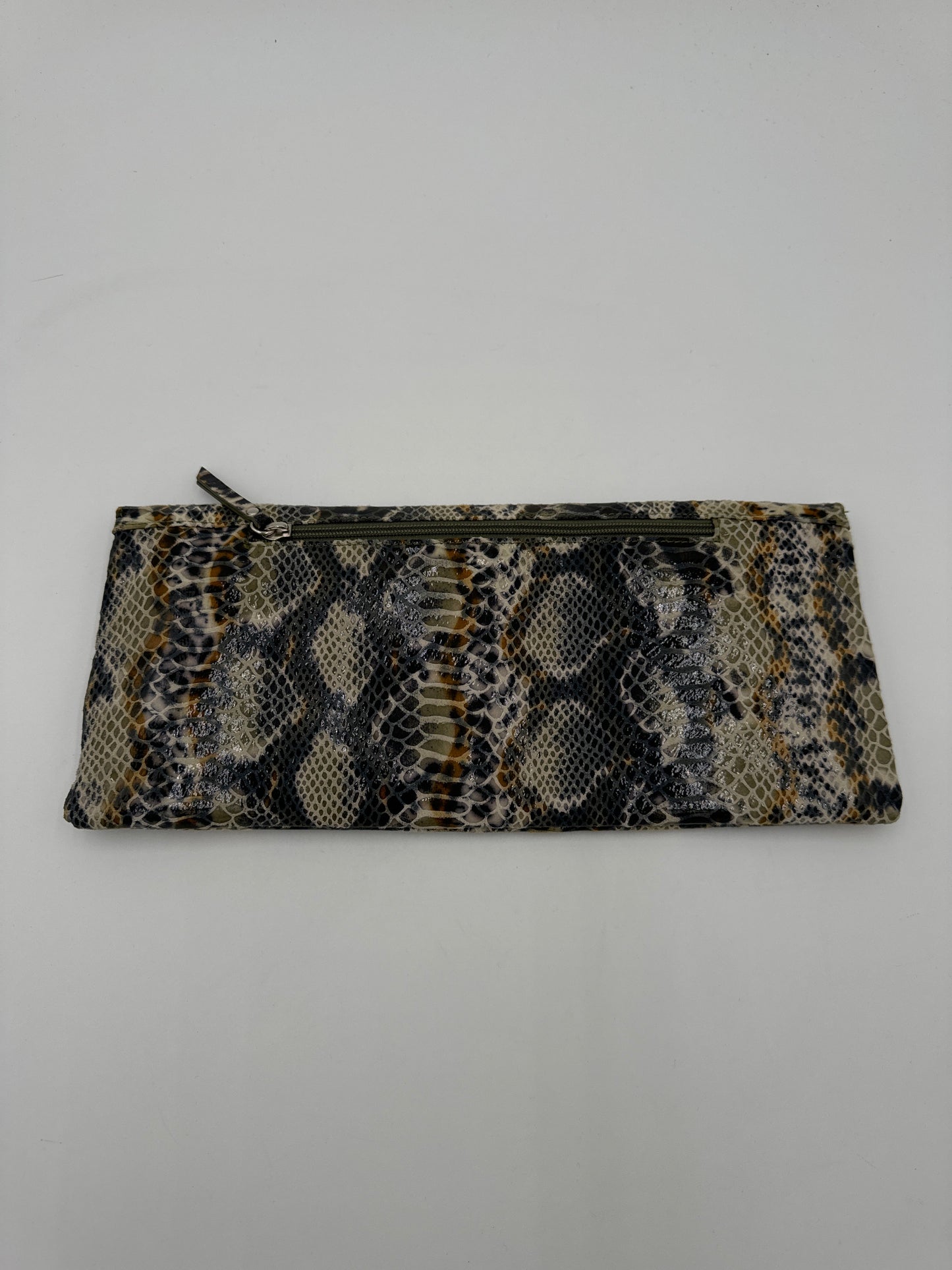 Clutch By Lodis, Size: Medium