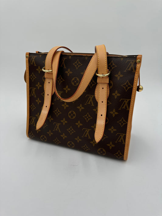 Handbag Luxury Designer By Louis Vuitton, Size: Medium