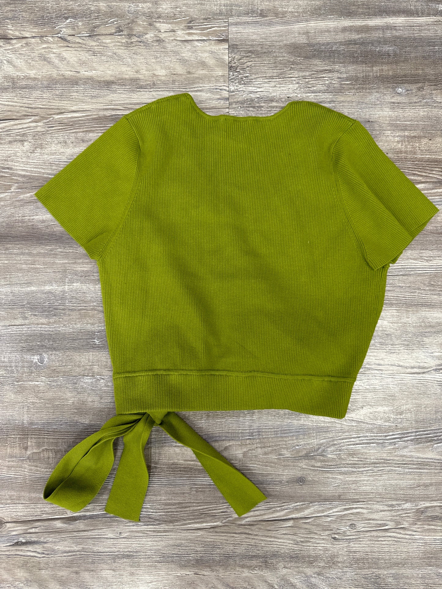 Top Short Sleeve By Wilfred In Green, Size: 2x