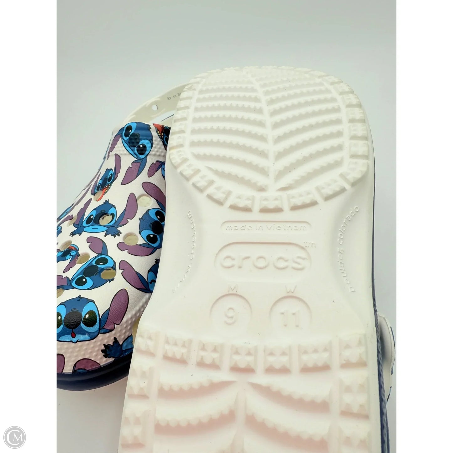 Shoes Flats By Crocs In Blue & White, Size: 11