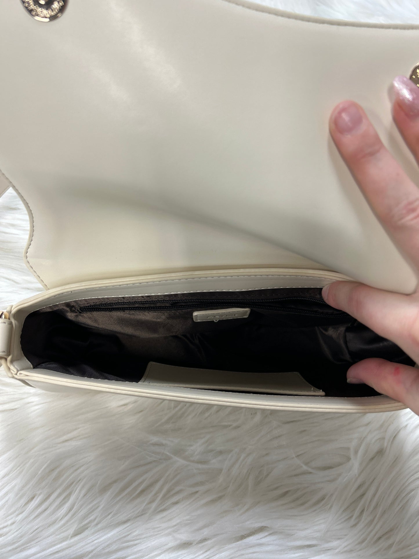 Handbag By Cmc In Cream, Size:Medium