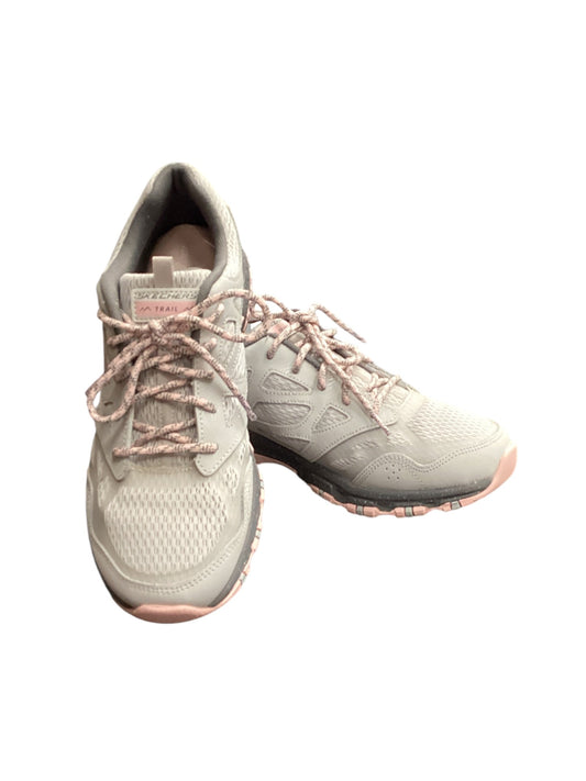 Shoes Athletic By Skechers In Grey & Pink, Size: 9