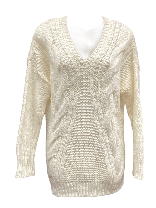 Sweater By Charlotte Russe In White, Size: M