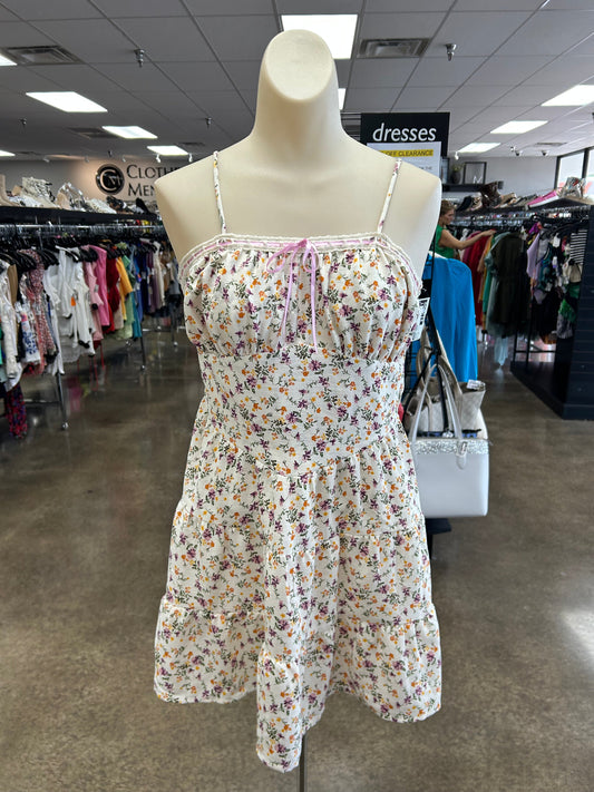 Dress Casual Short By Monteau In Floral Print, Size:M