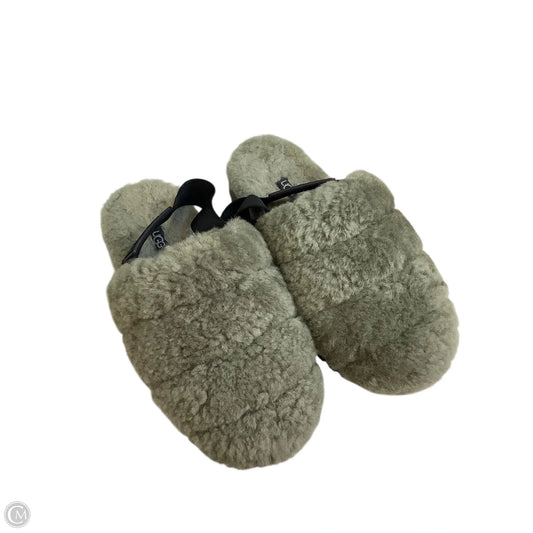 Shoes Designer By Ugg In Green, Size: 8