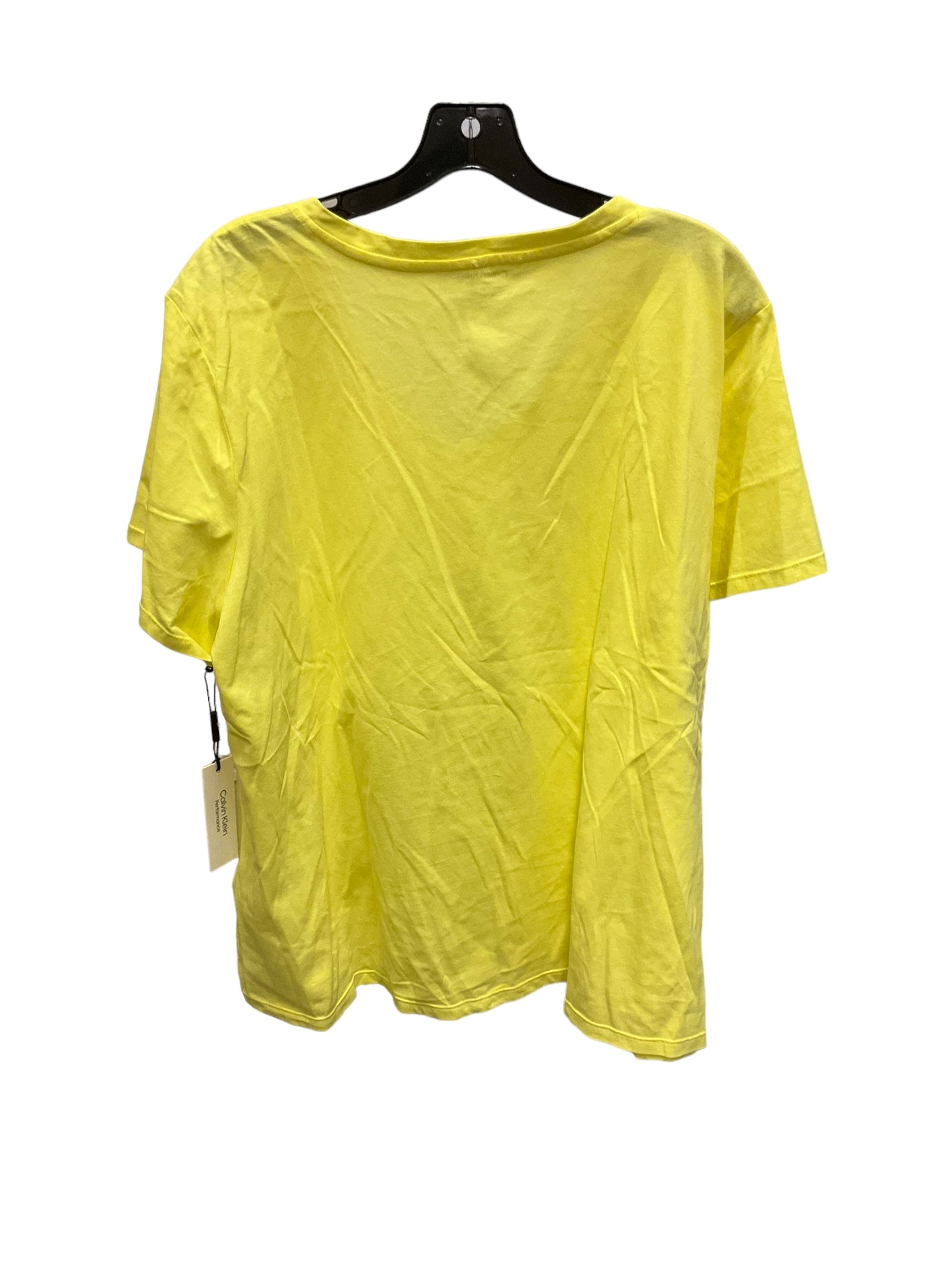 Athletic Top Short Sleeve By Calvin Klein Performance In Yellow, Size: 26