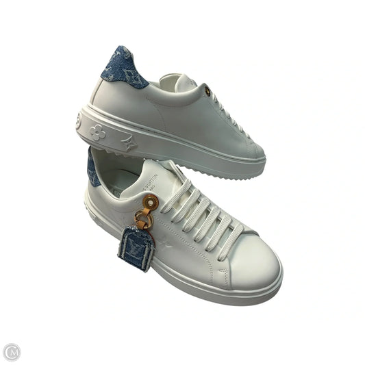 Shoes Luxury Designer By Louis Vuitton In White Denim, Size: 9