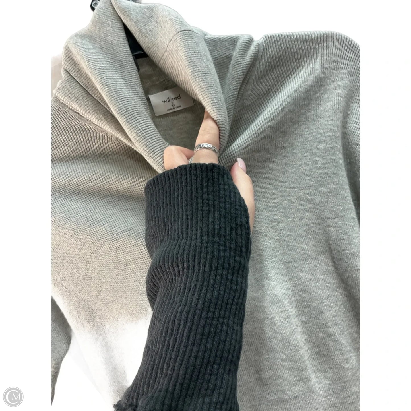 Top Long Sleeve By Wilfred In Grey, Size: Xs