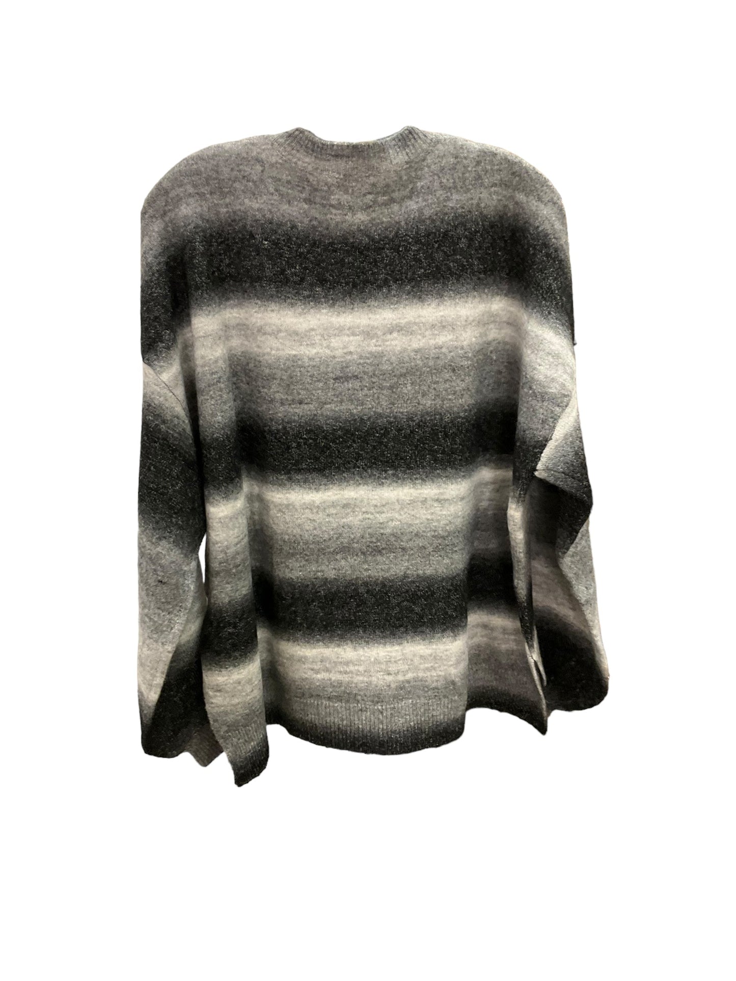 Sweater By Nordstrom In Grey, Size: M