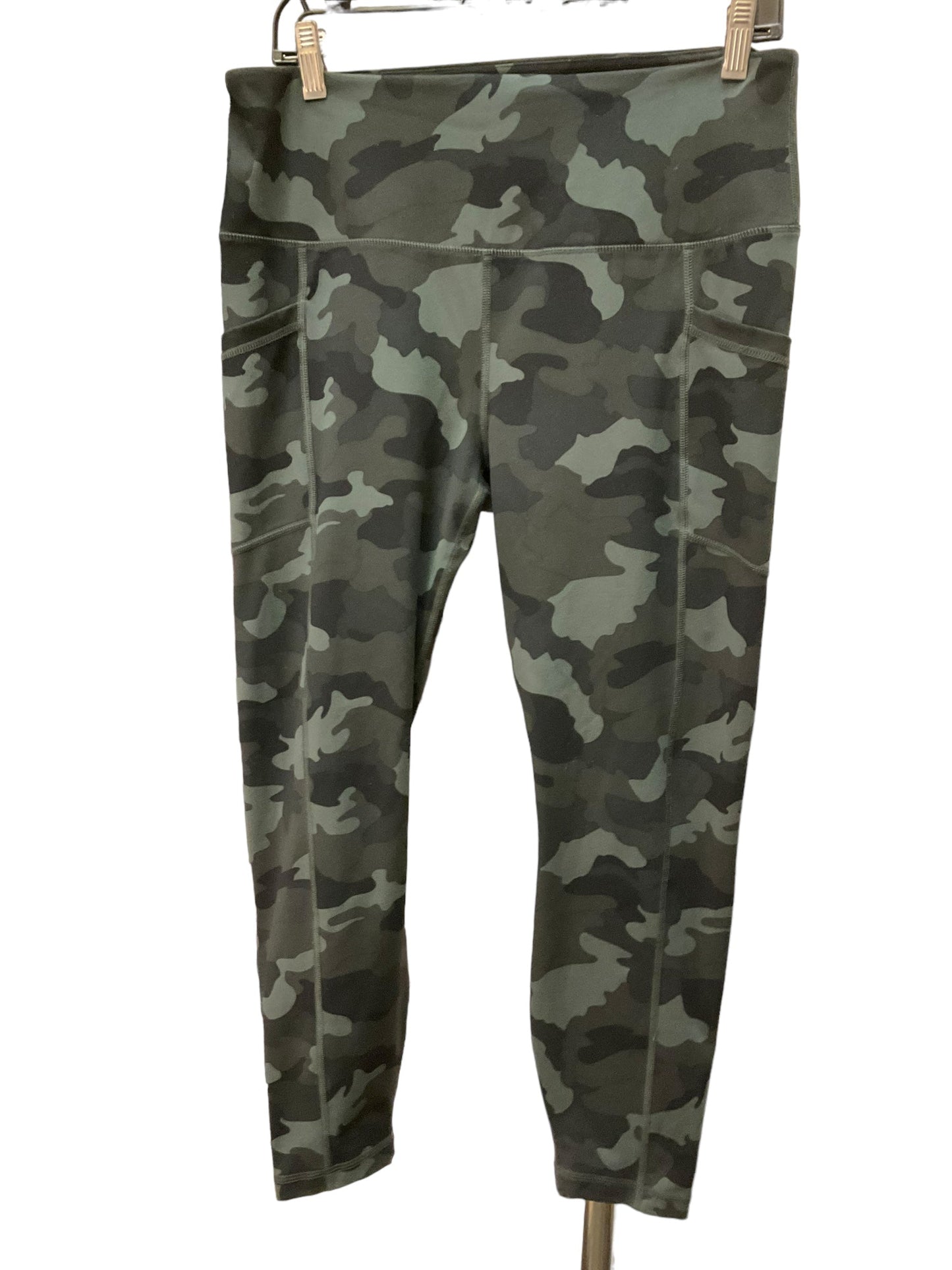 Camoflauge Athletic Capris 90 Degrees By Reflex, Size Xl