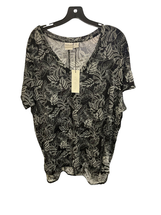 Top Short Sleeve By Rachel Zoe In Black, Size: 2x