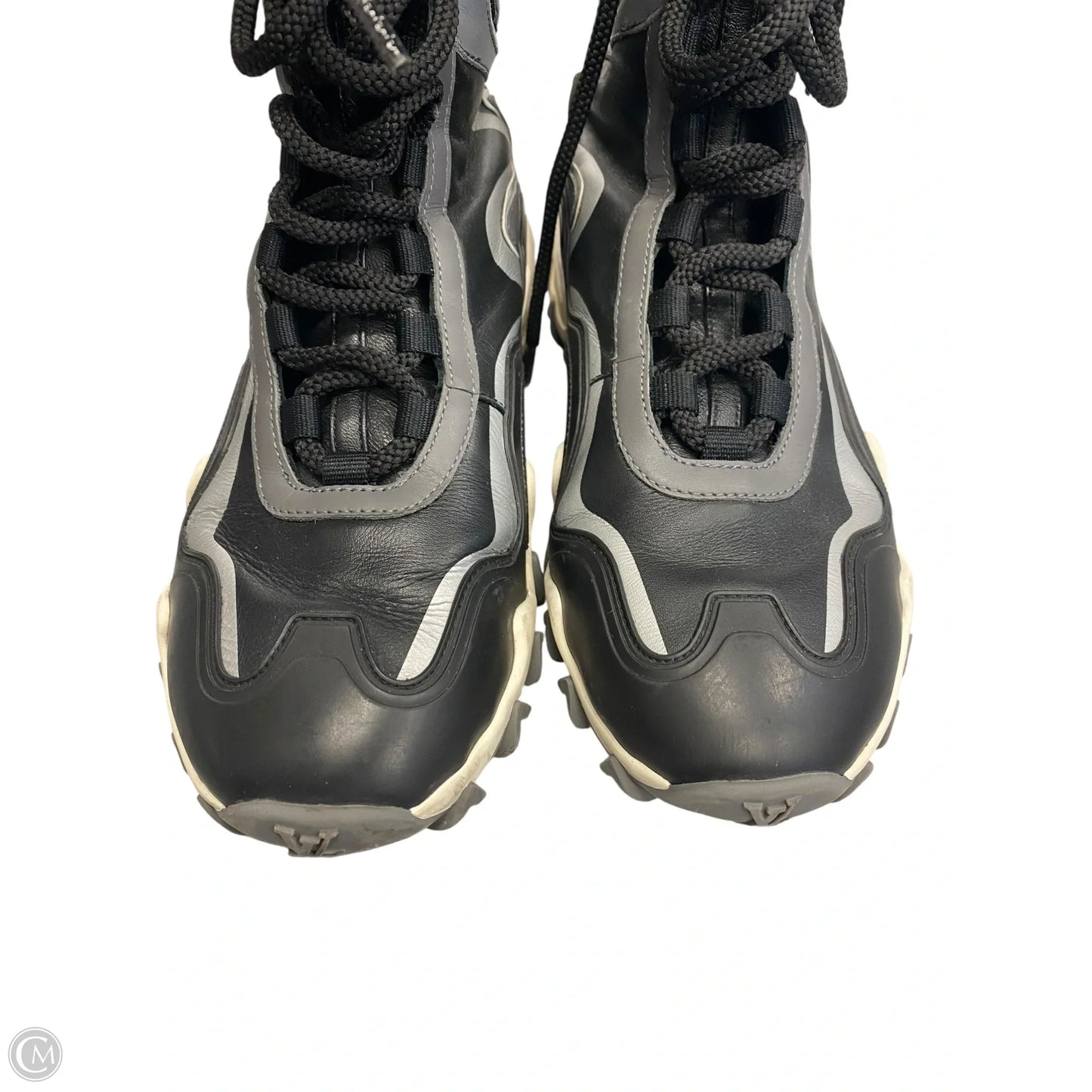 Shoes Luxury Designer By Louis Vuitton In Black & Grey, Size: 7