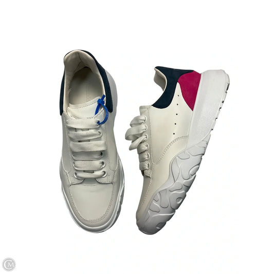 Shoes Luxury Designer By Alexander Mcqueen In White, Size: 7.5