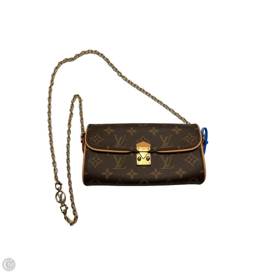 Crossbody Luxury Designer By Louis Vuitton, Size: Small