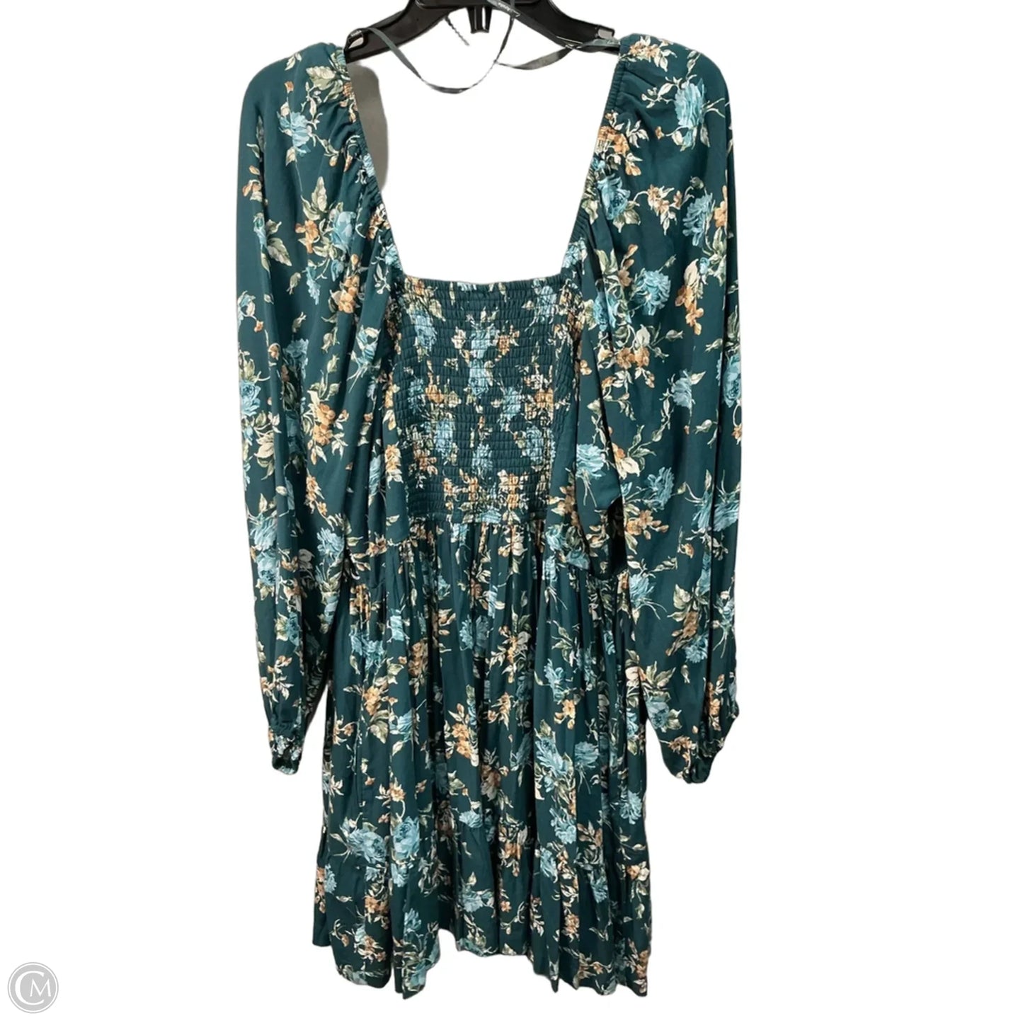 Dress Casual Short By Arula In Green, Size: L