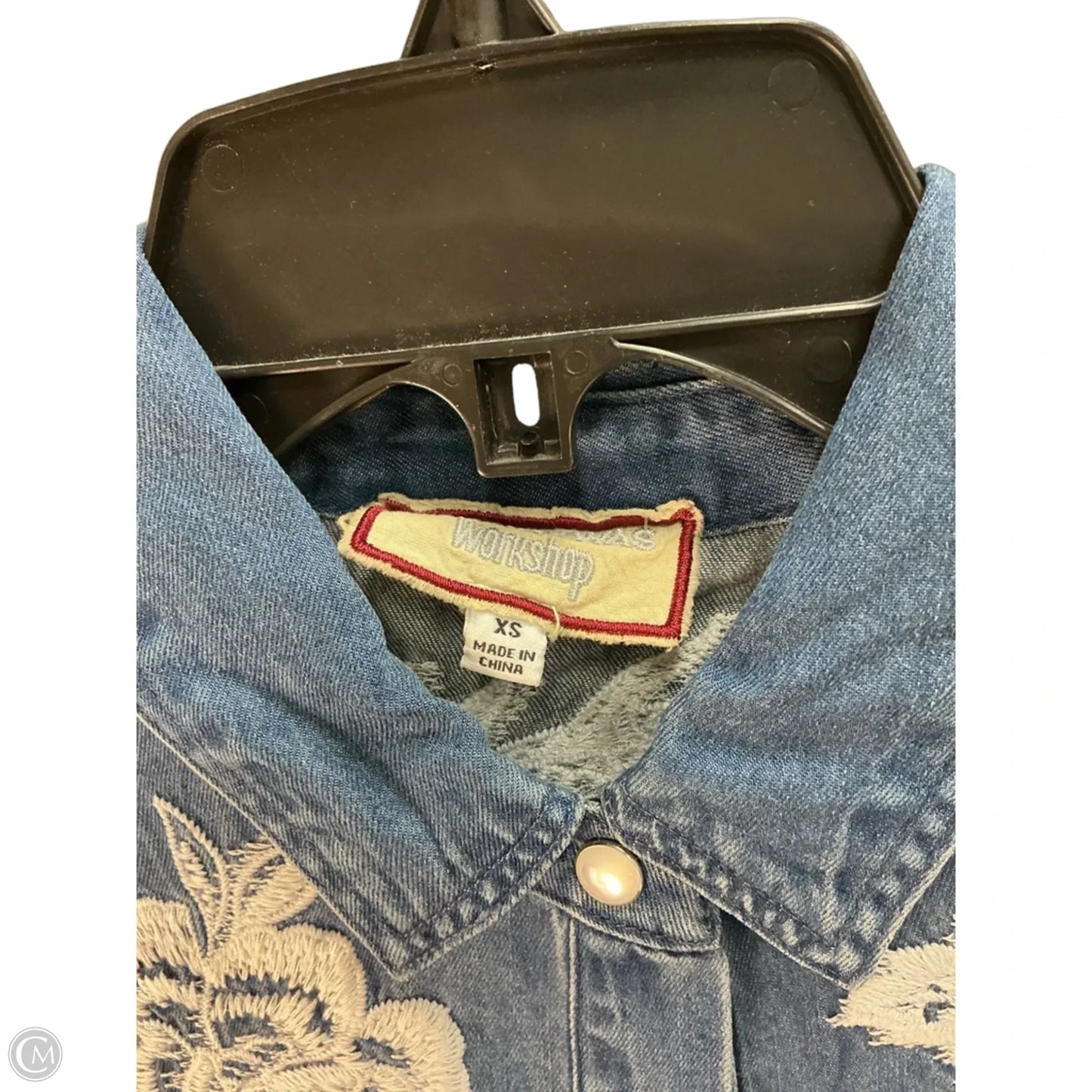 Top Long Sleeve Designer By Johnny Was In Blue Denim, Size: Xs