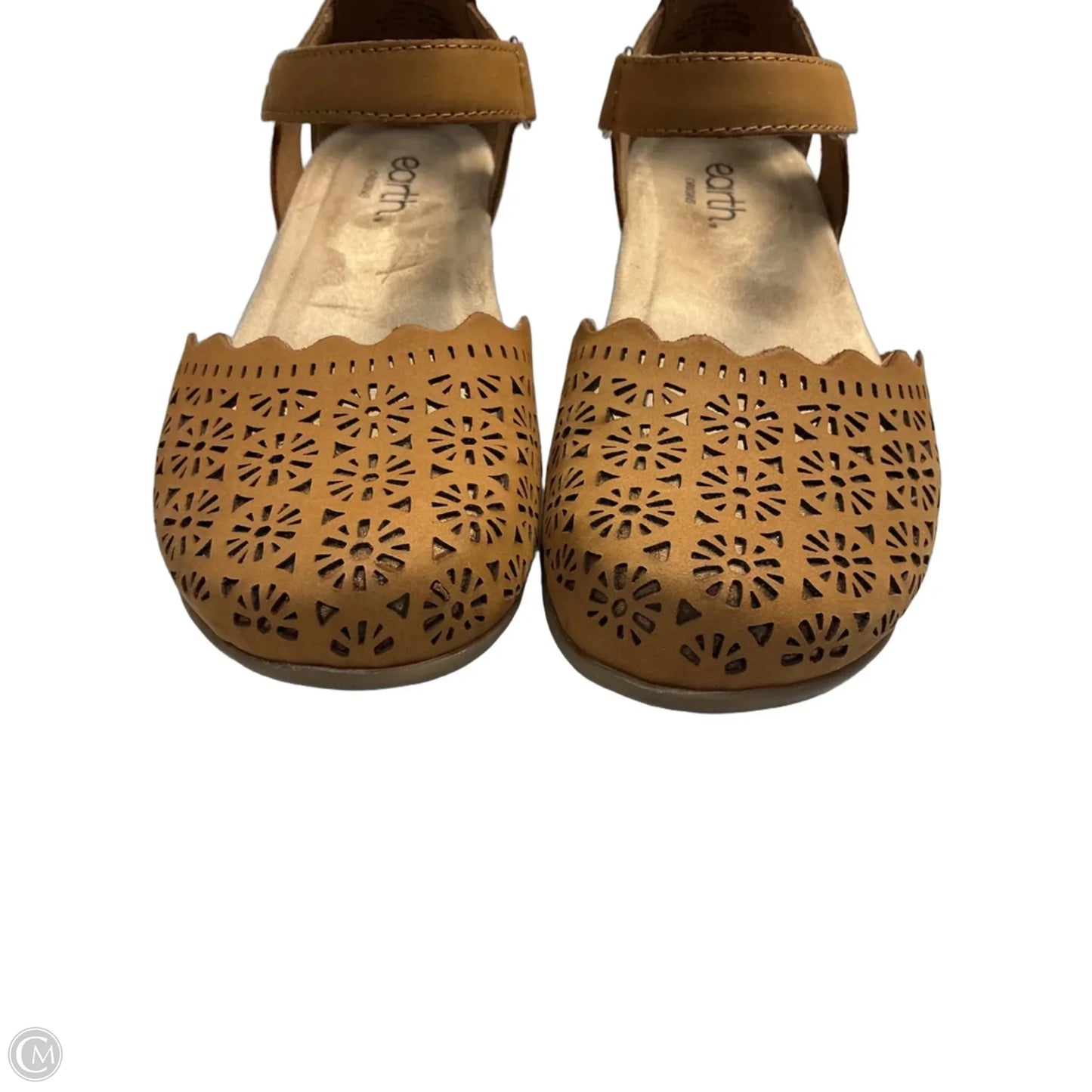 Sandals Flats By Earth In Beige, Size: 7