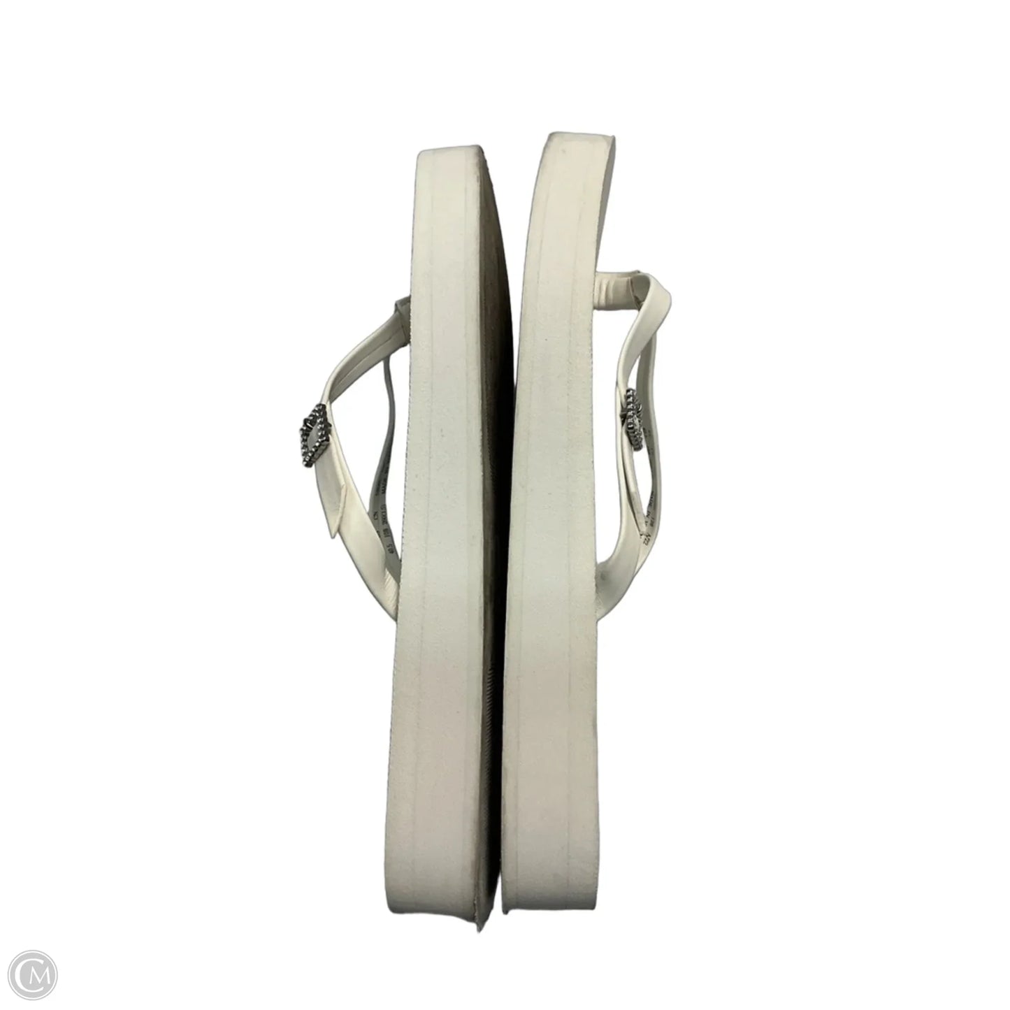Shoes Designer By Stuart Weitzman In White, Size: 10