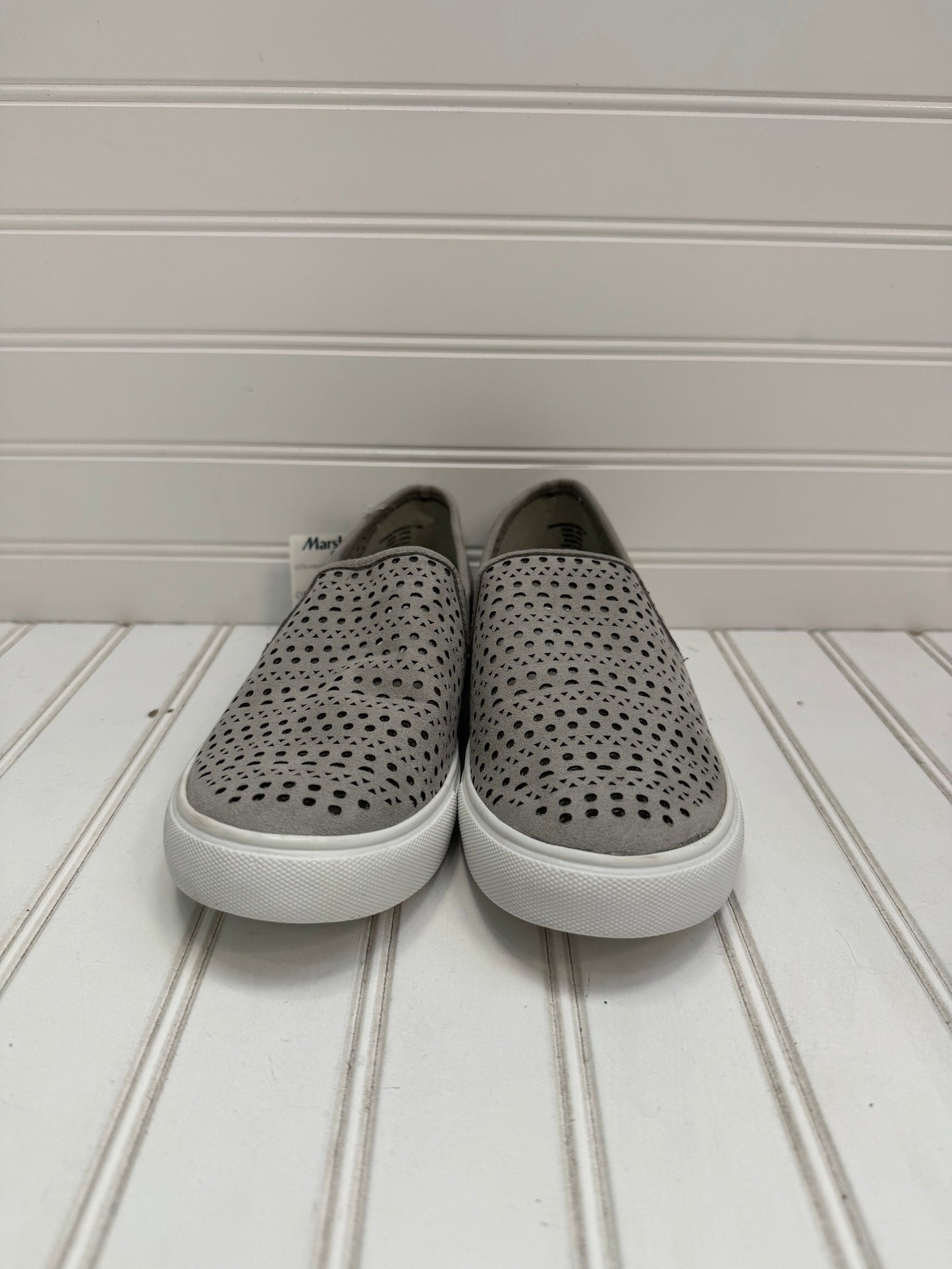 Grey Shoes Sneakers Steve Madden, Size 7.5