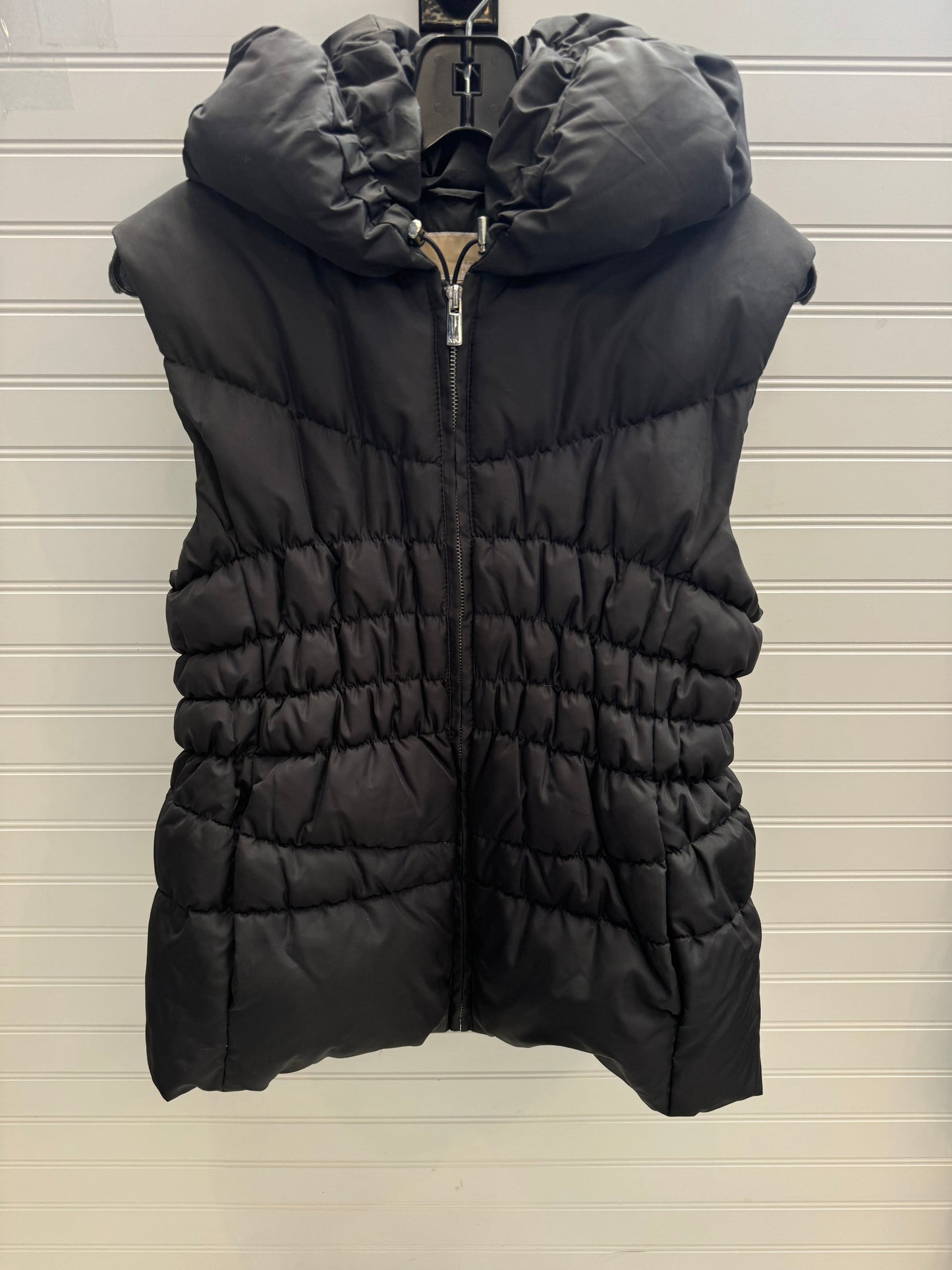 Vest Puffer & Quilted By Michael By Michael Kors In Grey, Size: L