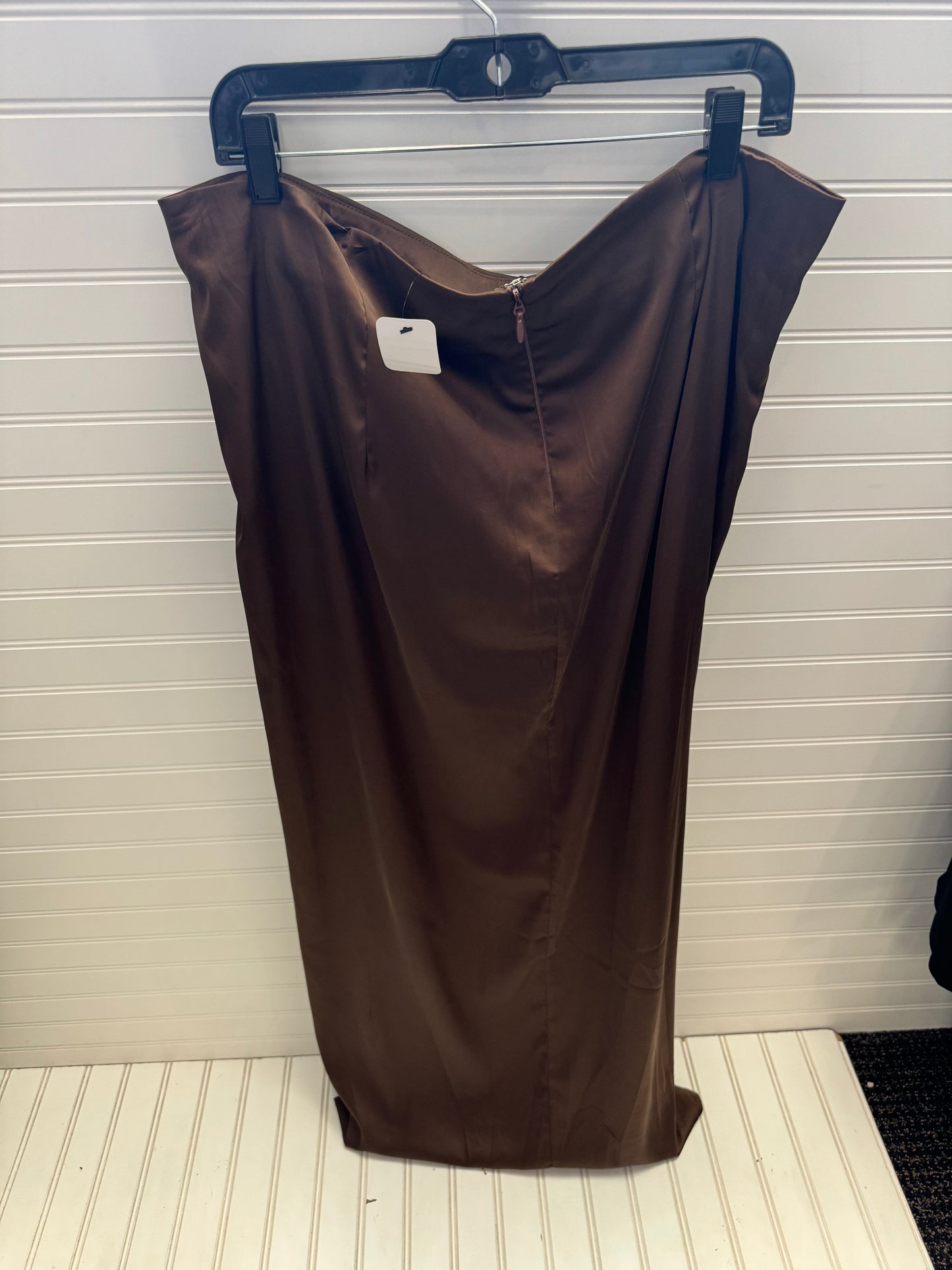 Skirt Maxi By Fashion Nova In Brown, Size: 3x