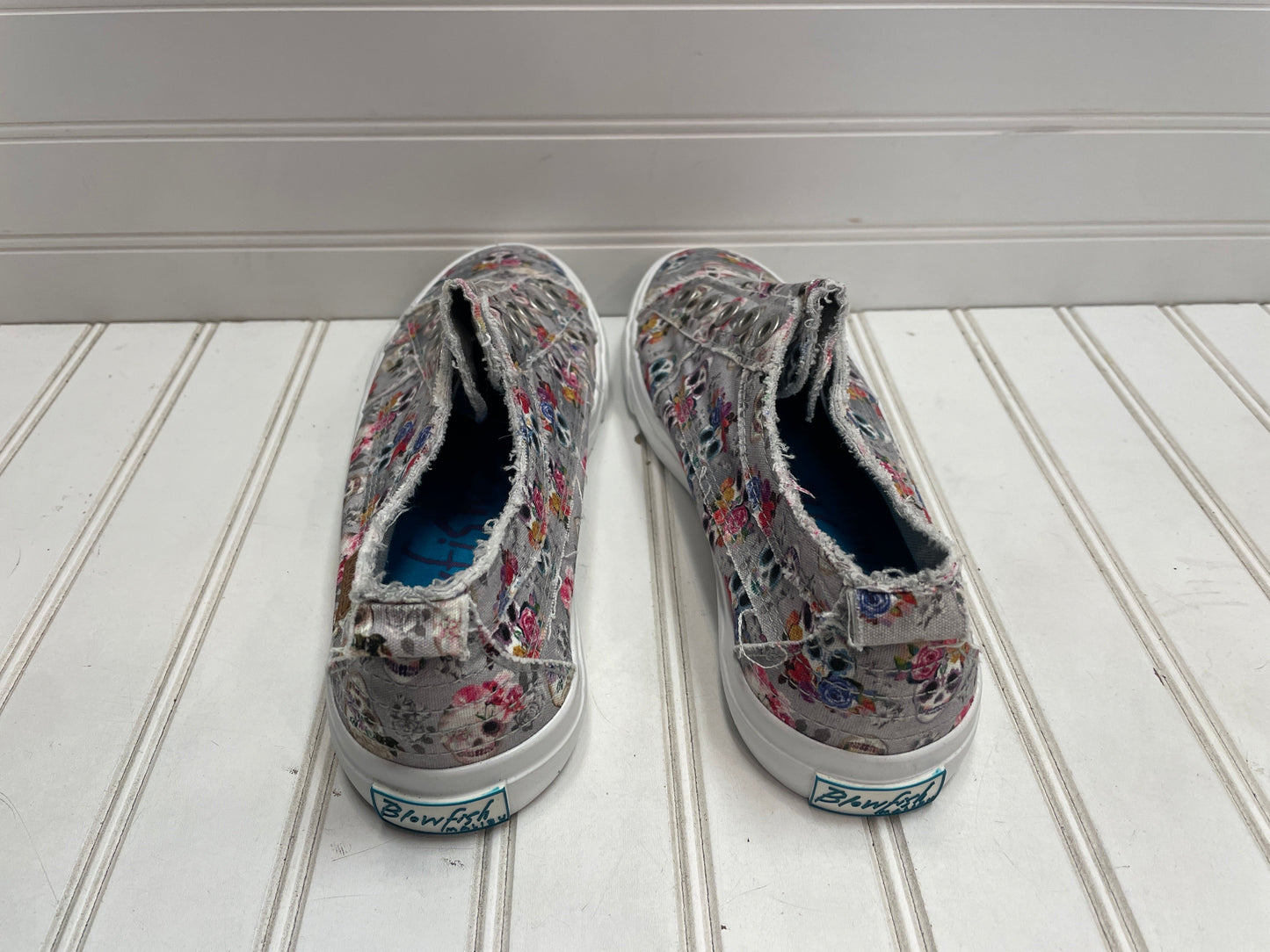 Shoes Sneakers By Blowfish In Multi-colored, Size: 9