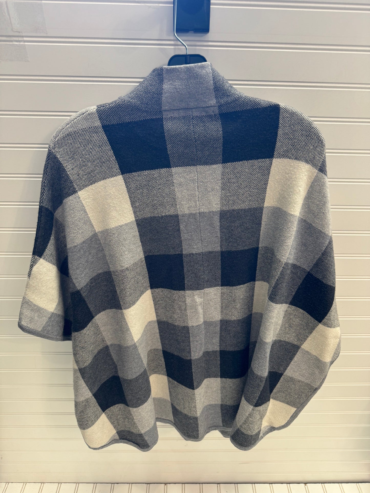 Poncho By Tahari In Grey, Size: S