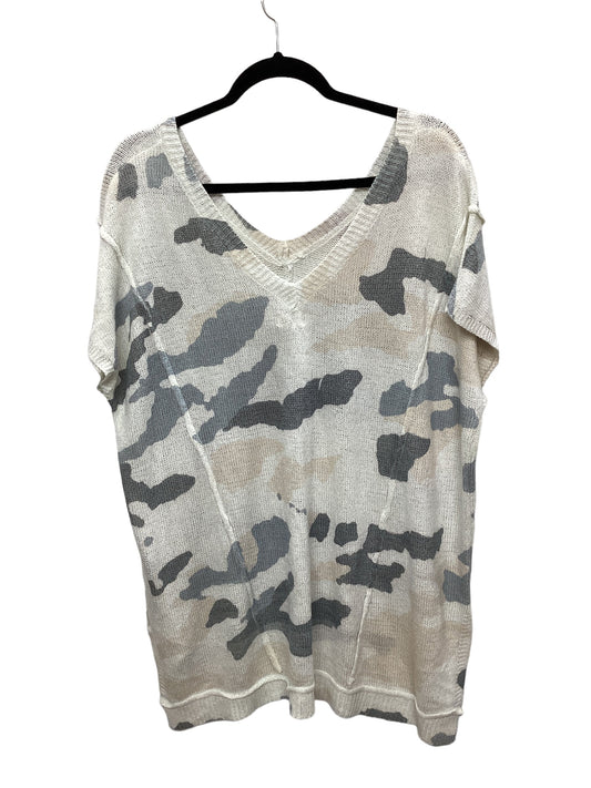 Camouflage Print Top Short Sleeve Pol, Size M