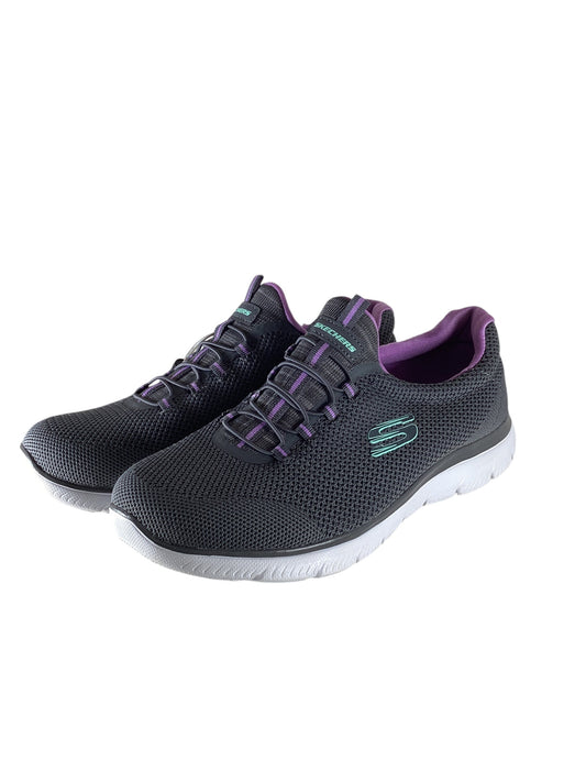 Shoes Sneakers By Skechers In Grey, Size: 9