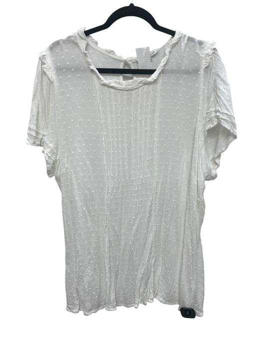 Top Short Sleeve By Rose And Olive In White, Size: 3x