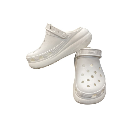 Sandals Heels Wedge By Crocs In White, Size: 10