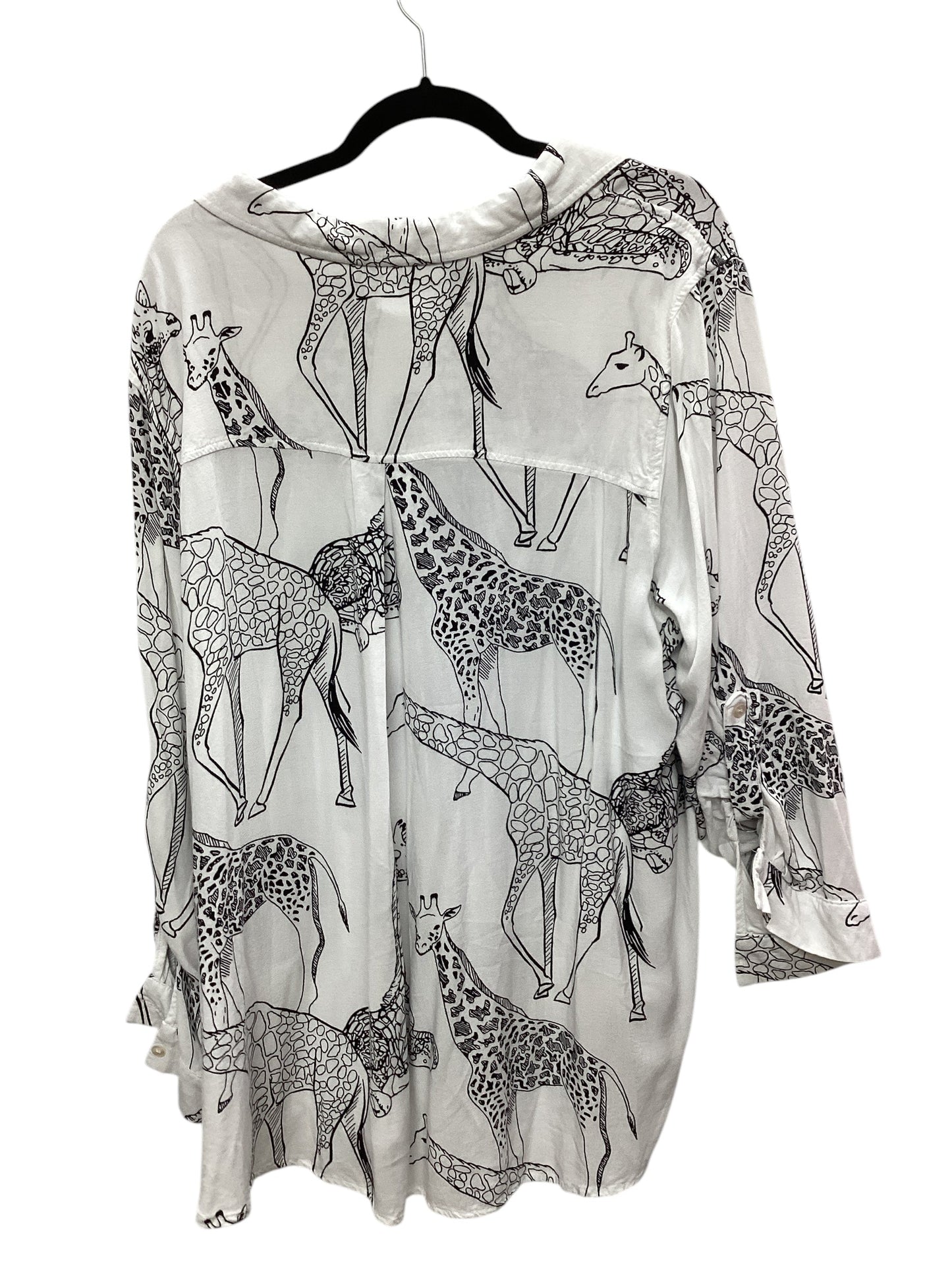 Top Long Sleeve By Jane And Delancey In White, Size: 2x