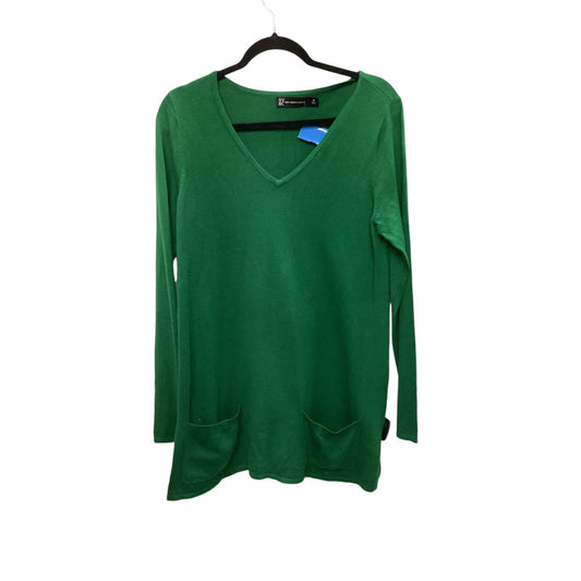 Top Long Sleeve By New York And Co In Green, Size: M