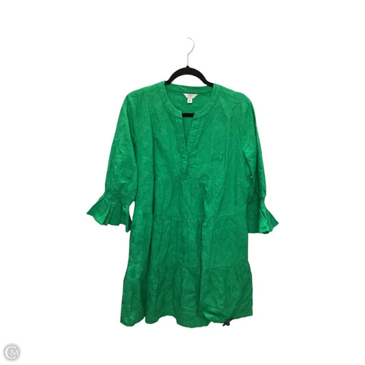 Dress Casual Short By Crown And Ivy In Green, Size: M