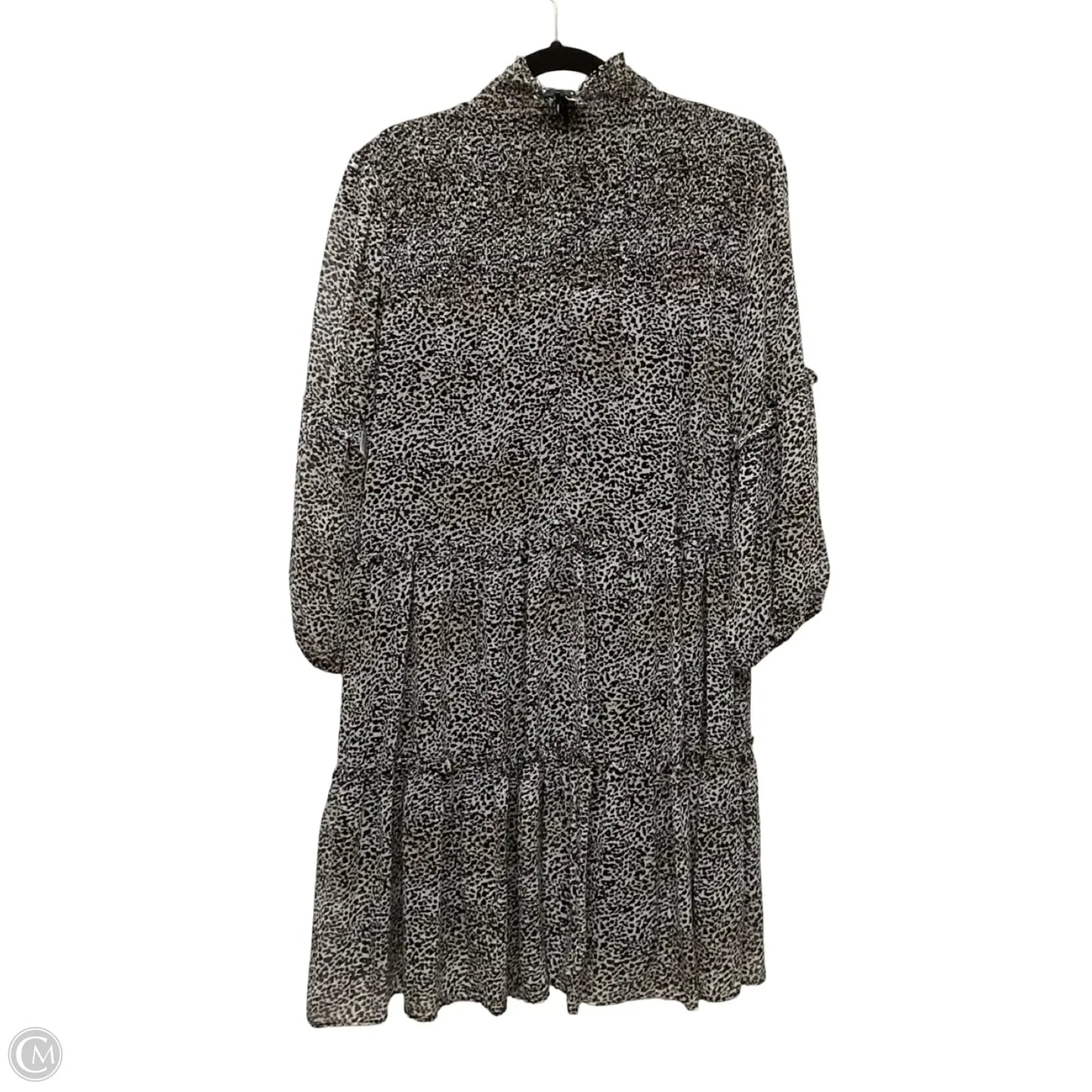 Dress Casual Short By Just Taylor In Grey, Size: M