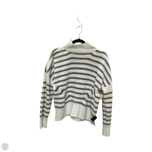 Sweater By Crown And Ivy In Striped Pattern, Size: L