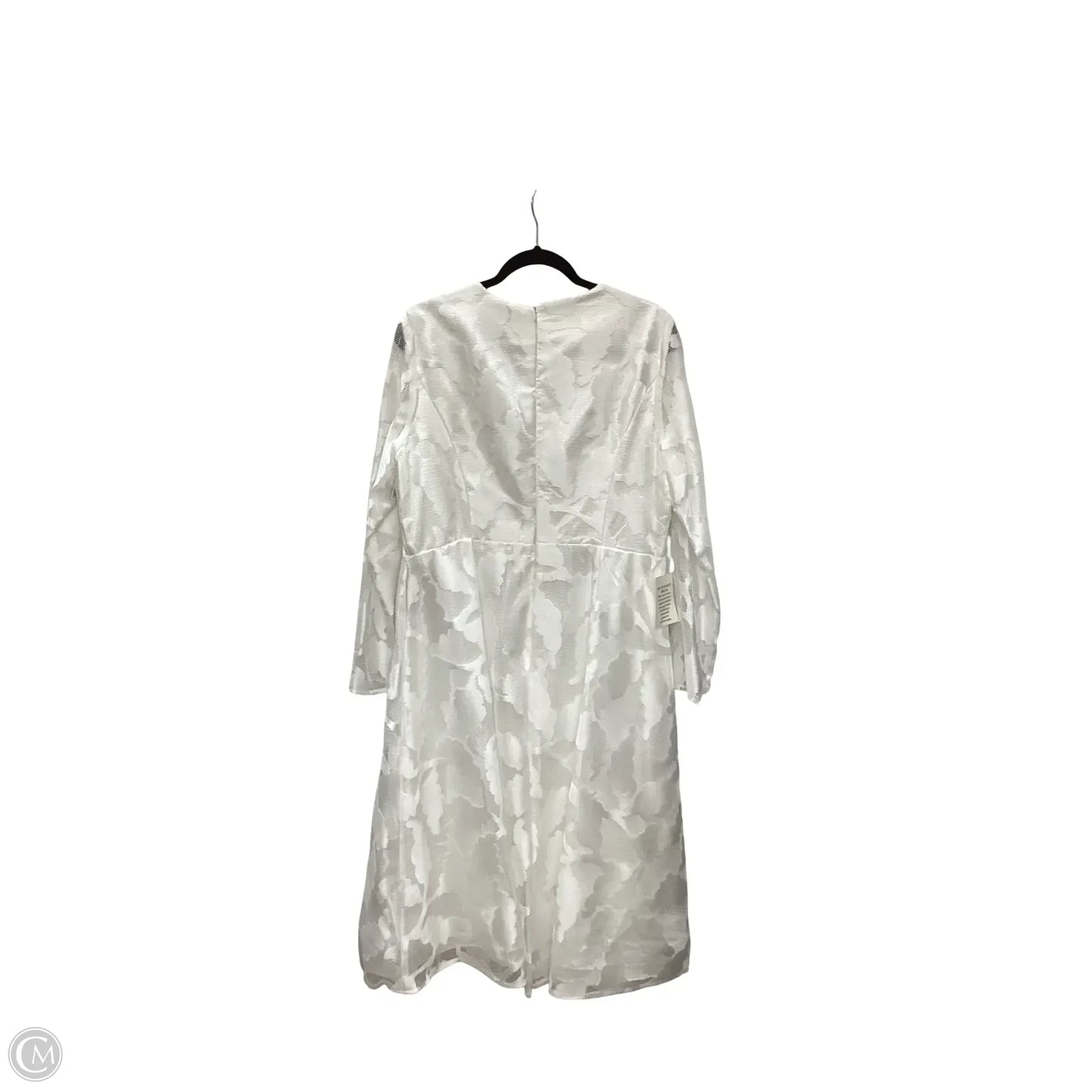Dress Party Midi By Moshita In White, Size: 16