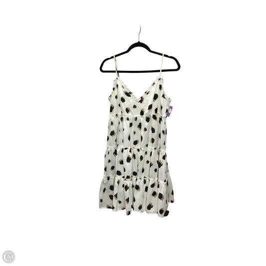 Dress Casual Short By Entro In White, Size: M