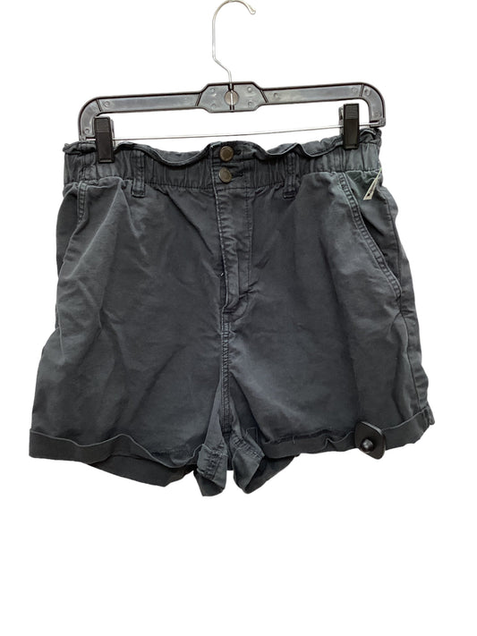 Shorts By Universal Thread  Size: M